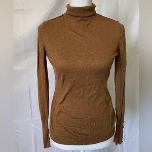 H&M brown turtleneck